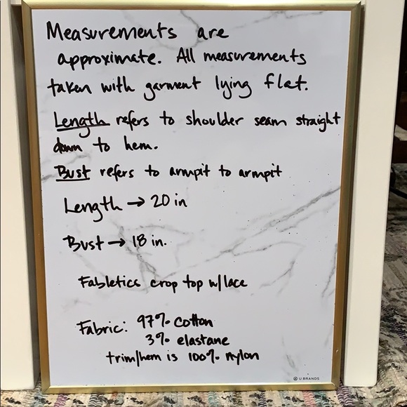 Fabletics crop top - Picture 7 of 7